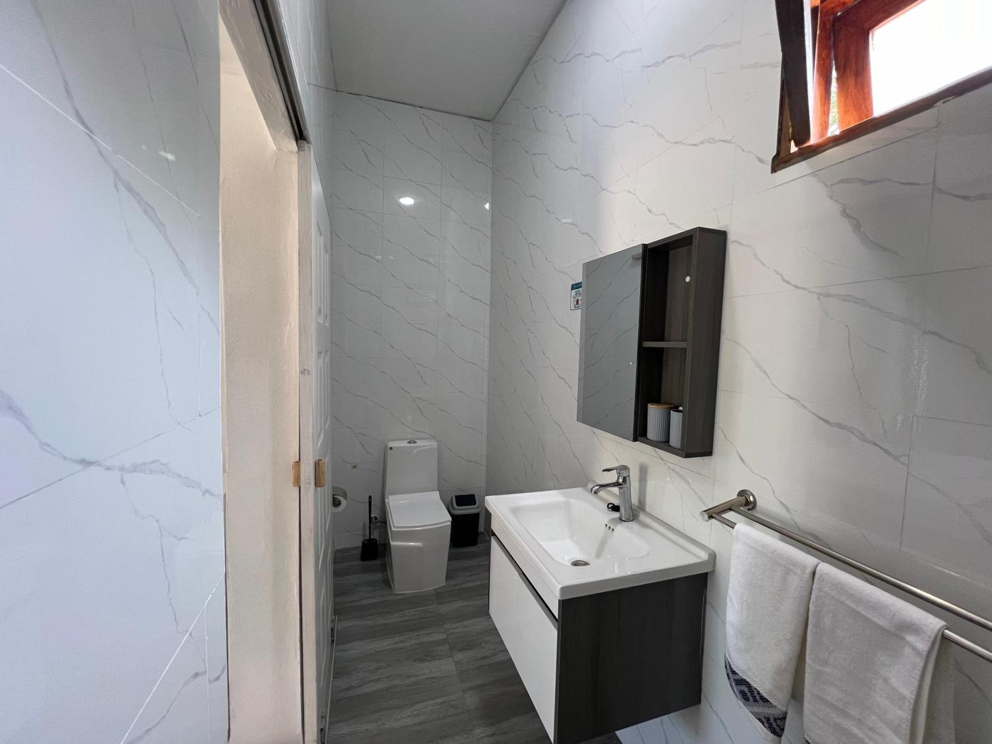 New Giraffe House Bed & Breakfast วิลันคูลอส ภายนอก รูปภาพ